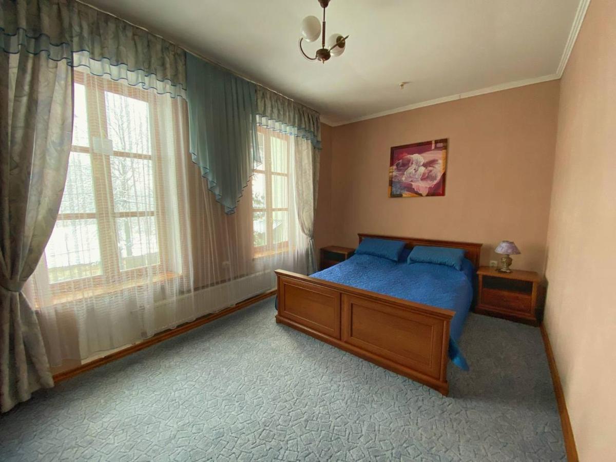 Lemon Hotel Drohobytj Eksteriør billede