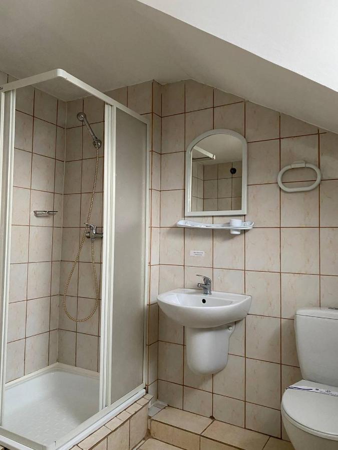 Lemon Hotel Drohobytj Eksteriør billede