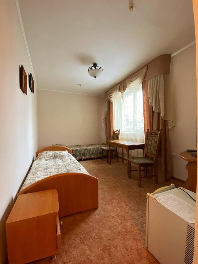 Lemon Hotel Drohobytj Eksteriør billede
