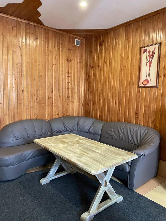 Lemon Hotel Drohobytj Eksteriør billede